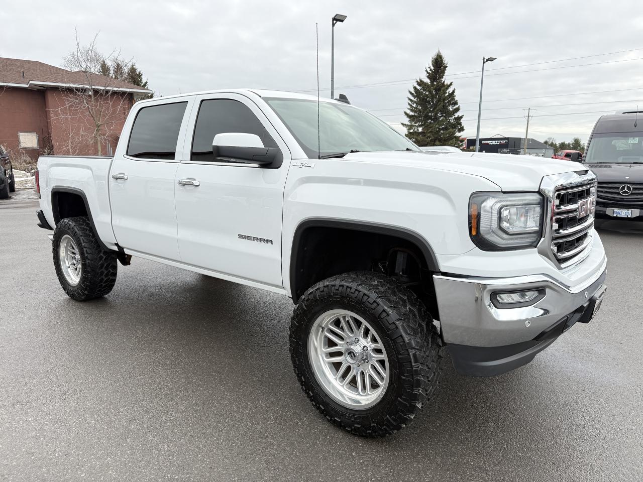 2018 GMC Sierra 1500 SLT LIFT/WHEEL/TIRE/LEATHER PKG!! Photo