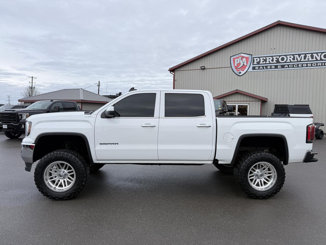 2018 GMC Sierra 1500 SLT LIFT/WHEEL/TIRE/LEATHER PKG!! Photo3