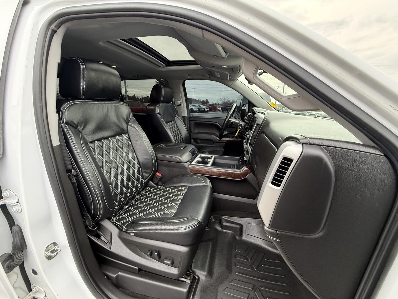 2018 GMC Sierra 1500 SLT LIFT/WHEEL/TIRE/LEATHER PKG!! Photo