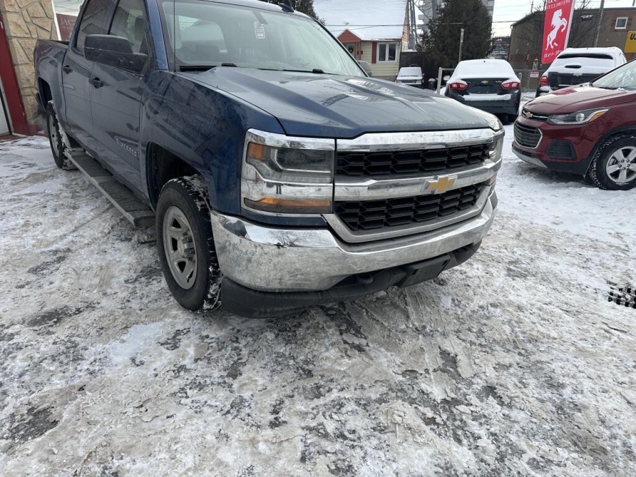 2017 Chevrolet Silverado 1500 4WD Crew Cab 143.5" LS Photo4