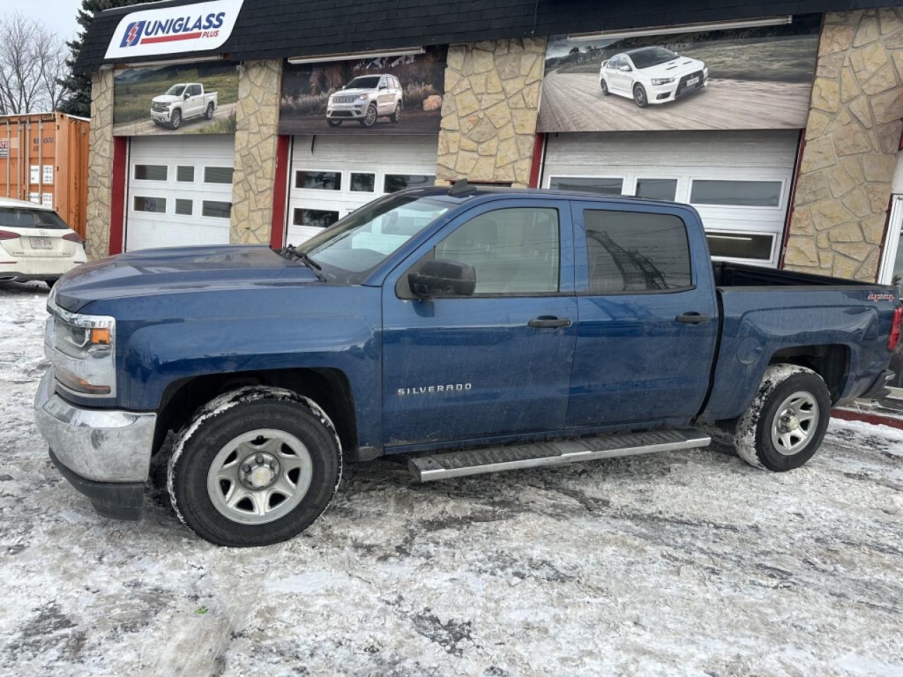 2017 Chevrolet Silverado 1500 4WD Crew Cab 143.5" LS Photo