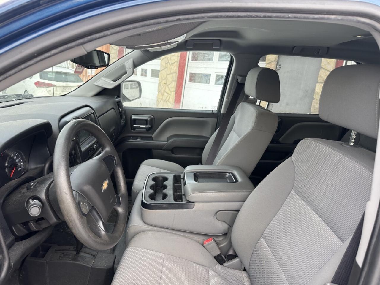 2017 Chevrolet Silverado 1500 4WD Crew Cab 143.5" LS Photo