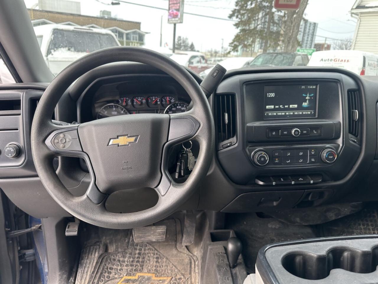 2017 Chevrolet Silverado 1500 4WD Crew Cab 143.5" LS Photo