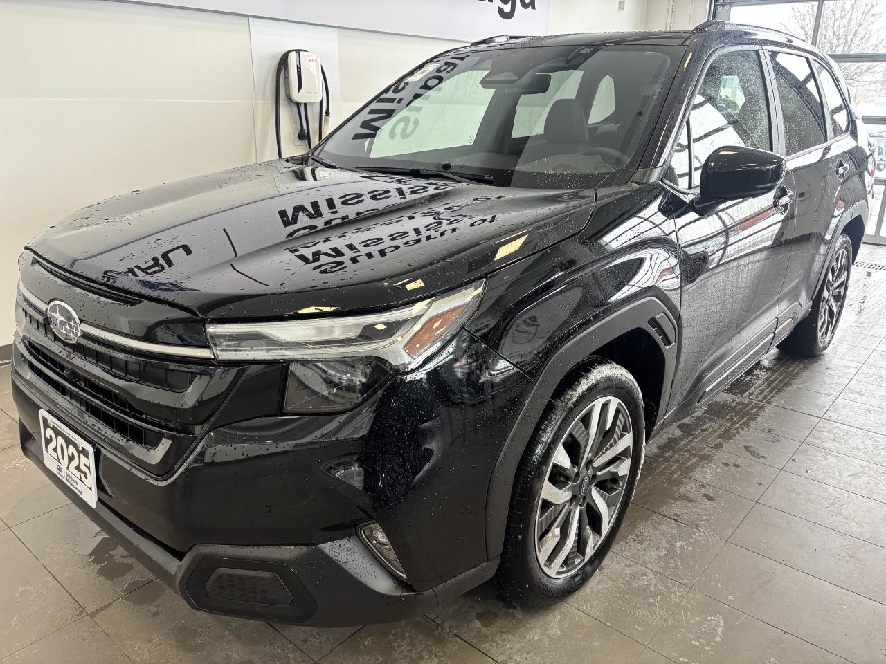 2025 Subaru Forester PREMIER  DEALER DEMO   CLEAN CARFAX   FULLY LOADED Photo2