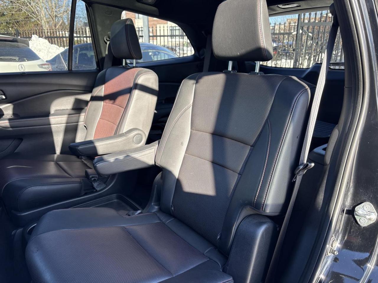 2019 Honda Pilot Black Edition Photo