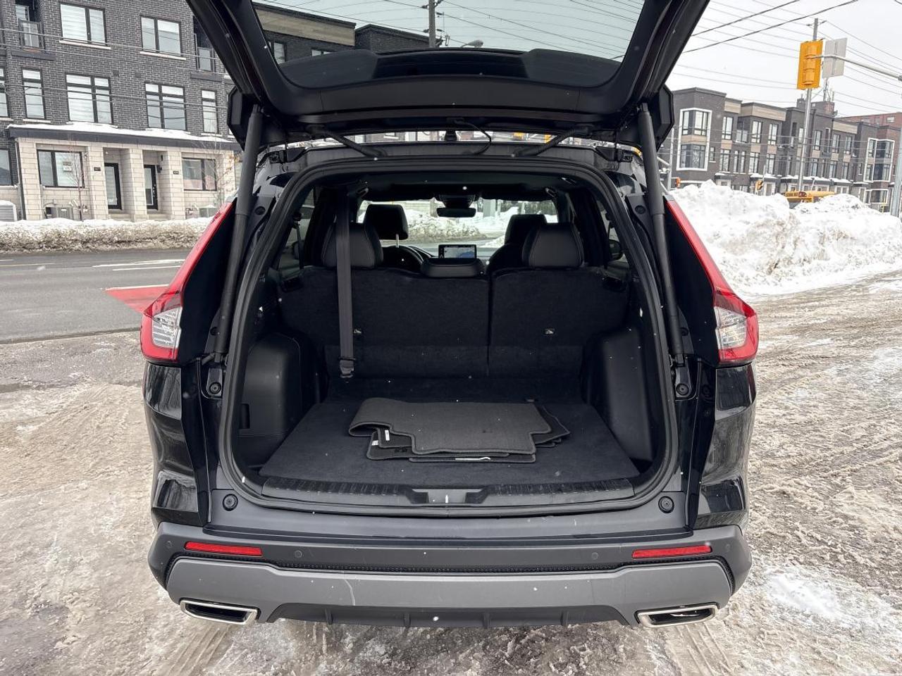 2023 Honda CR-V Hybrid Touring Honda Certified With 7YR/160K Warranty Photo