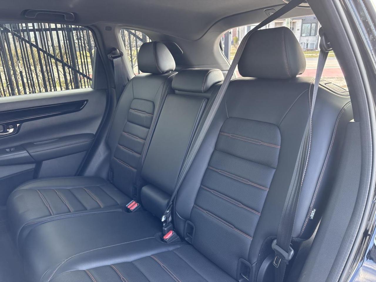 2023 Honda CR-V Hybrid Touring Honda Certified With 7YR/160K Warranty Photo