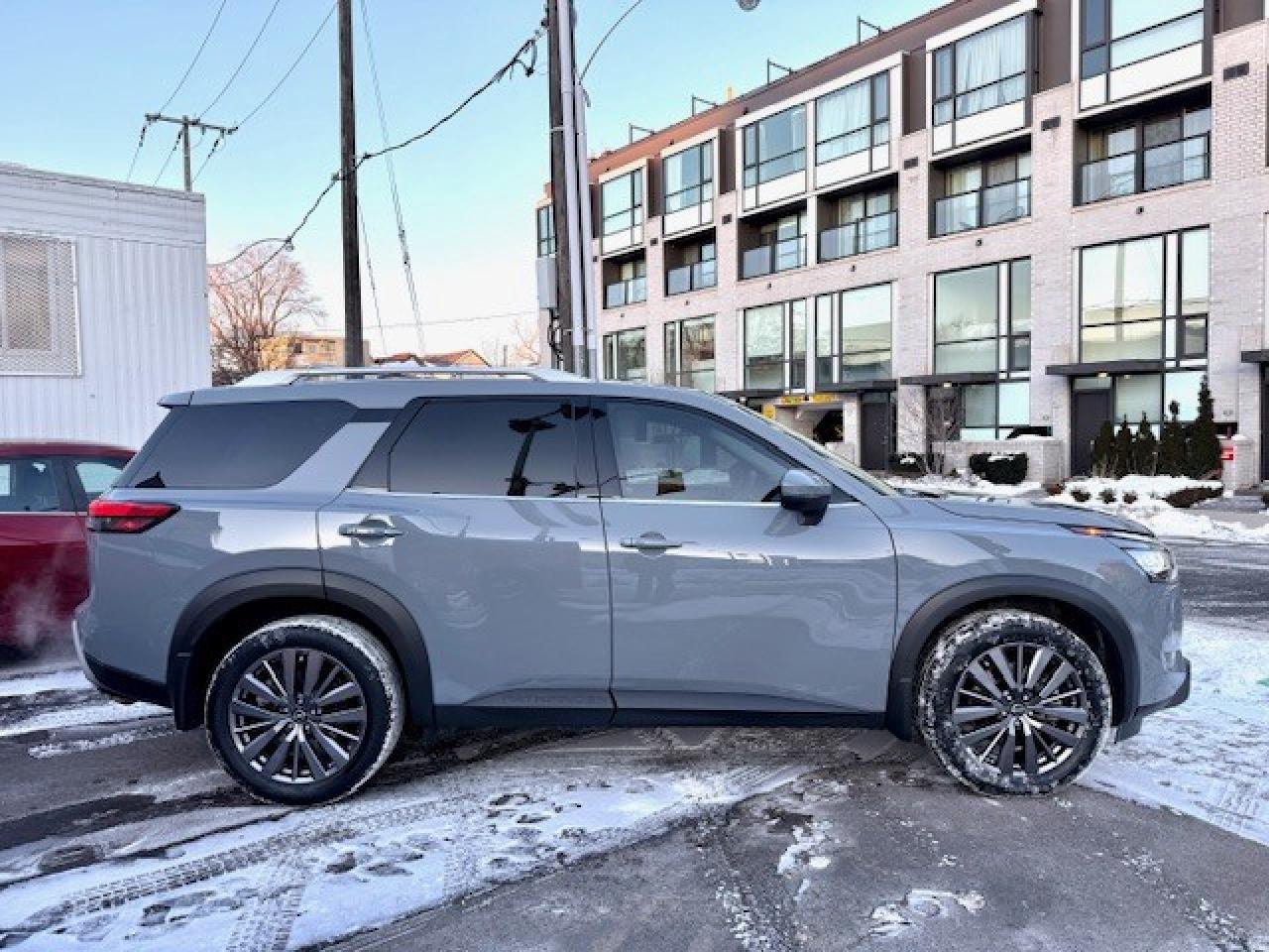 2024 Nissan Pathfinder SL Premium, NAVI, LEATHER, PANO ROOF, BOSE, 360 CA Photo