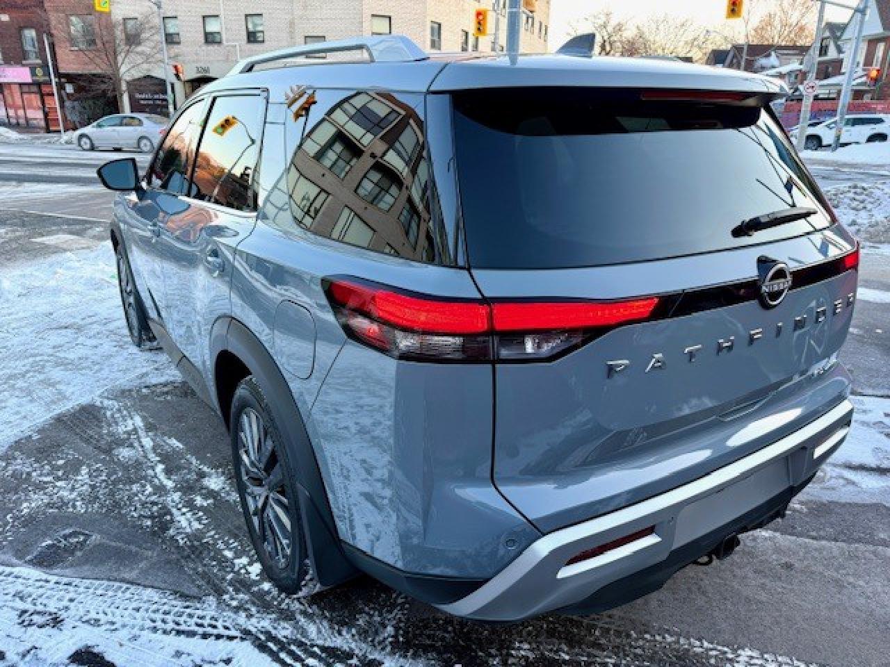 2024 Nissan Pathfinder SL Premium, NAVI, LEATHER, PANO ROOF, BOSE, 360 CA Photo