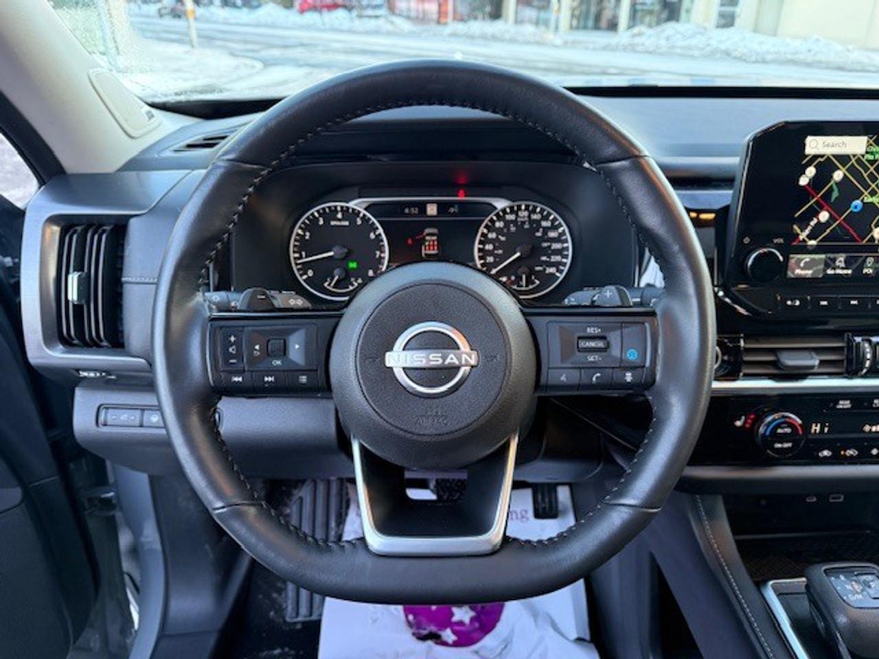 2024 Nissan Pathfinder SL Premium, NAVI, LEATHER, PANO ROOF, BOSE, 360 CA Photo