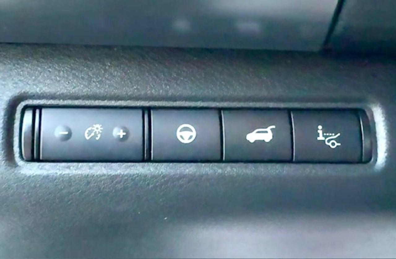 2024 Nissan Pathfinder SL Premium, NAVI, LEATHER, PANO ROOF, BOSE, 360 CA Photo