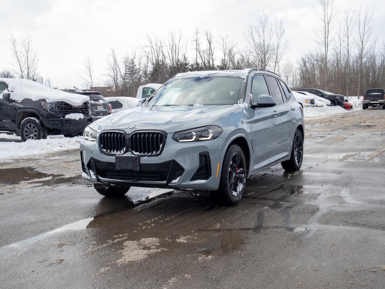 2022 BMW X3 xDrive30i- AWD   Premium Interior Quality Photo3