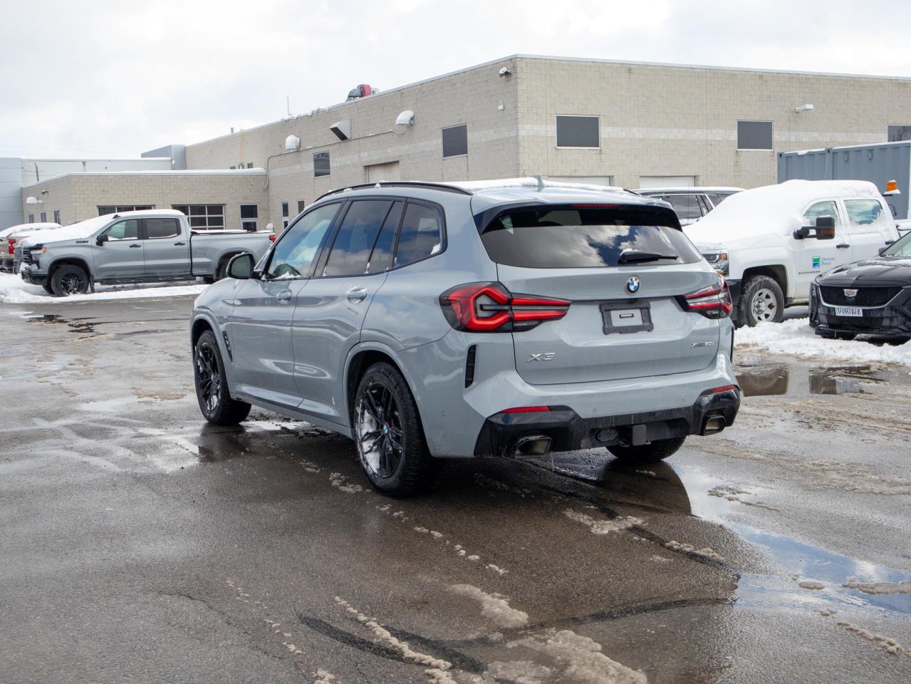 2022 BMW X3 xDrive30i- AWD   Premium Interior Quality Photo