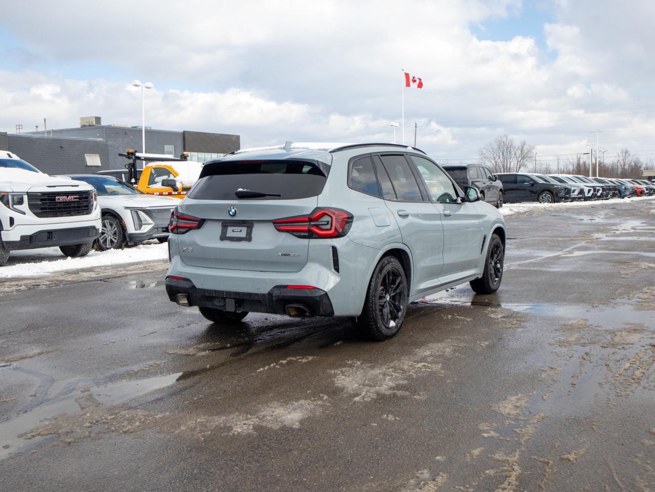 2022 BMW X3 xDrive30i- AWD   Premium Interior Quality Photo