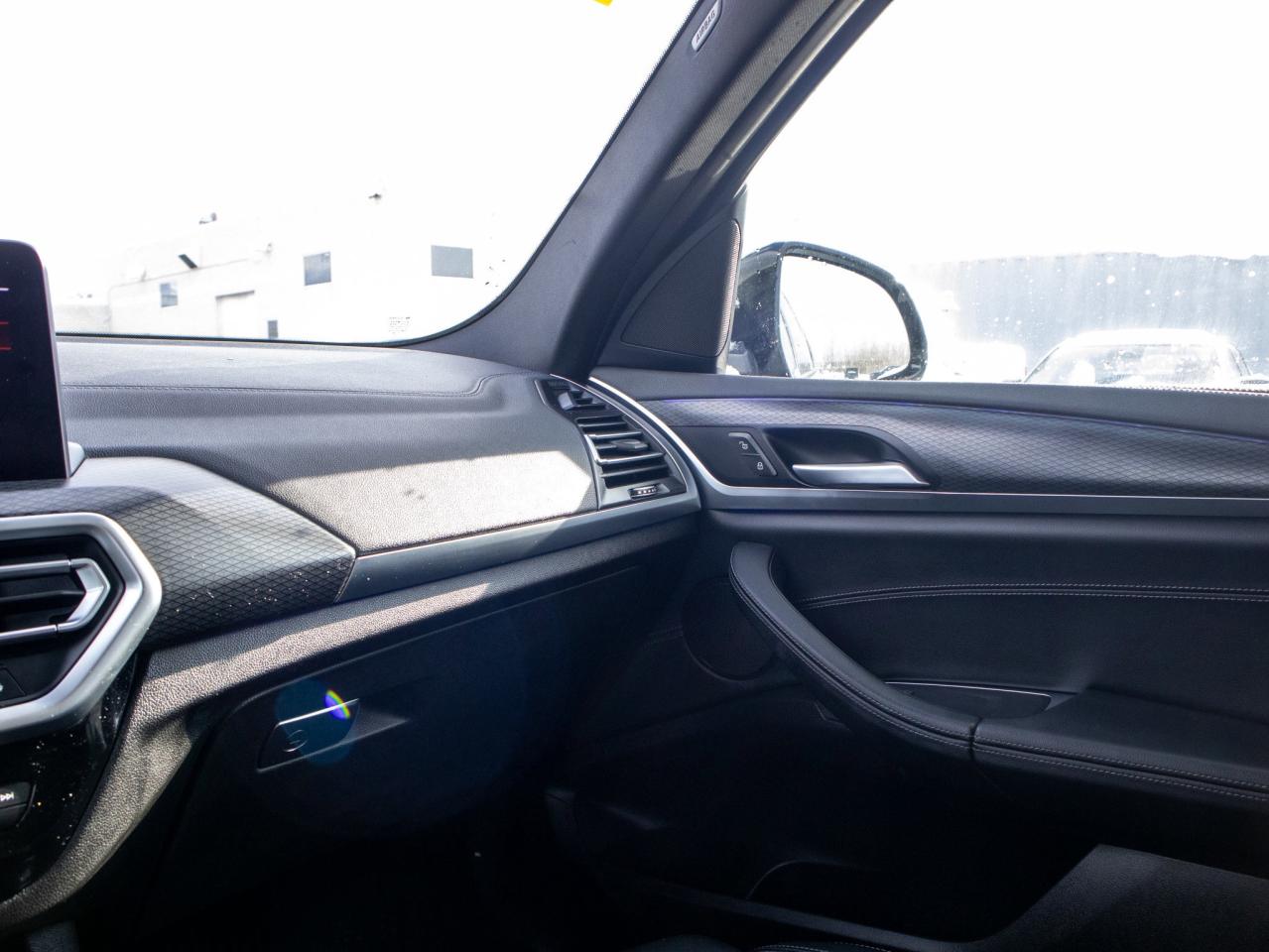 2022 BMW X3 xDrive30i- AWD   Premium Interior Quality Photo