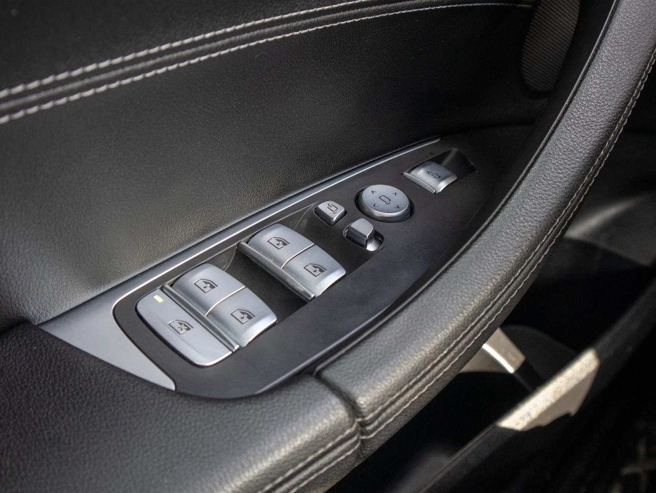 2022 BMW X3 xDrive30i- AWD   Premium Interior Quality Photo