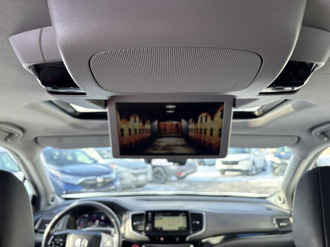 2020 Honda Pilot TOURING 8-PASSENGER Photo