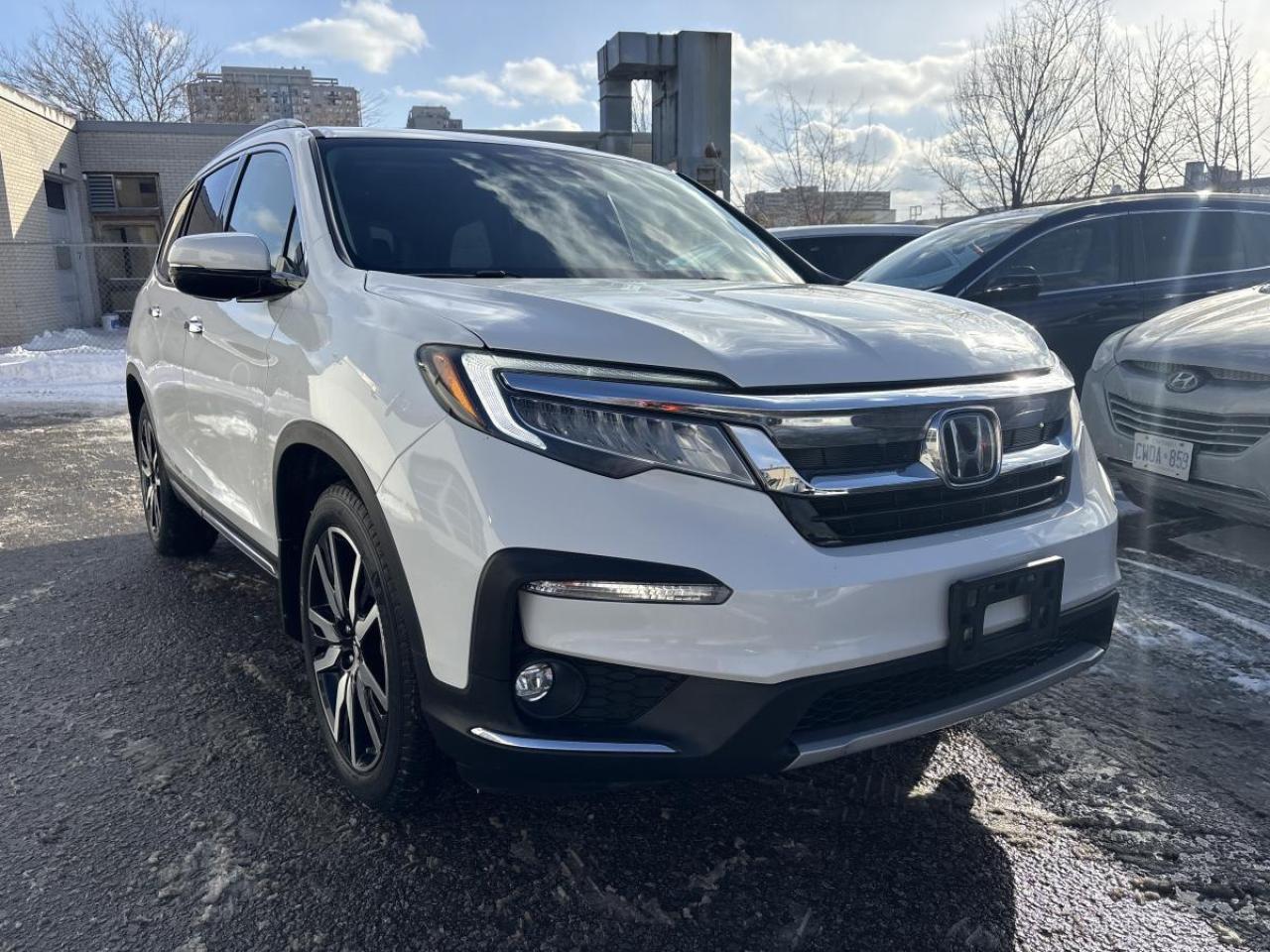 2020 Honda Pilot TOURING 8-PASSENGER Photo