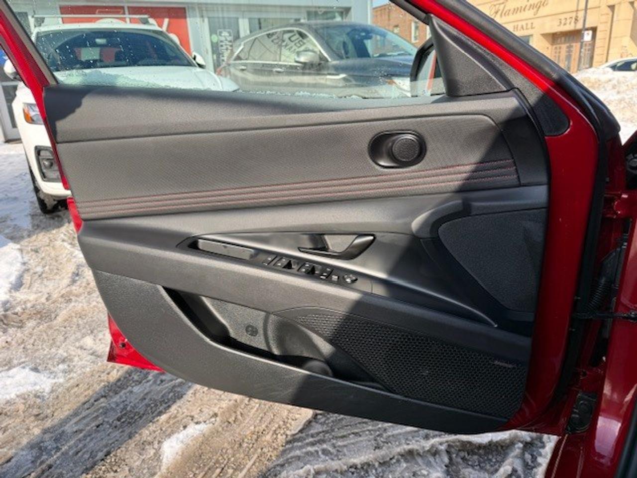 2024 Hyundai Elantra N Line Ultimate, LEATHER, NAVI, NEW TIRES + WINTER Photo