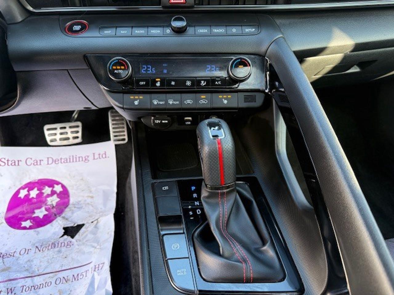 2024 Hyundai Elantra N Line Ultimate, LEATHER, NAVI, NEW TIRES + WINTER Photo