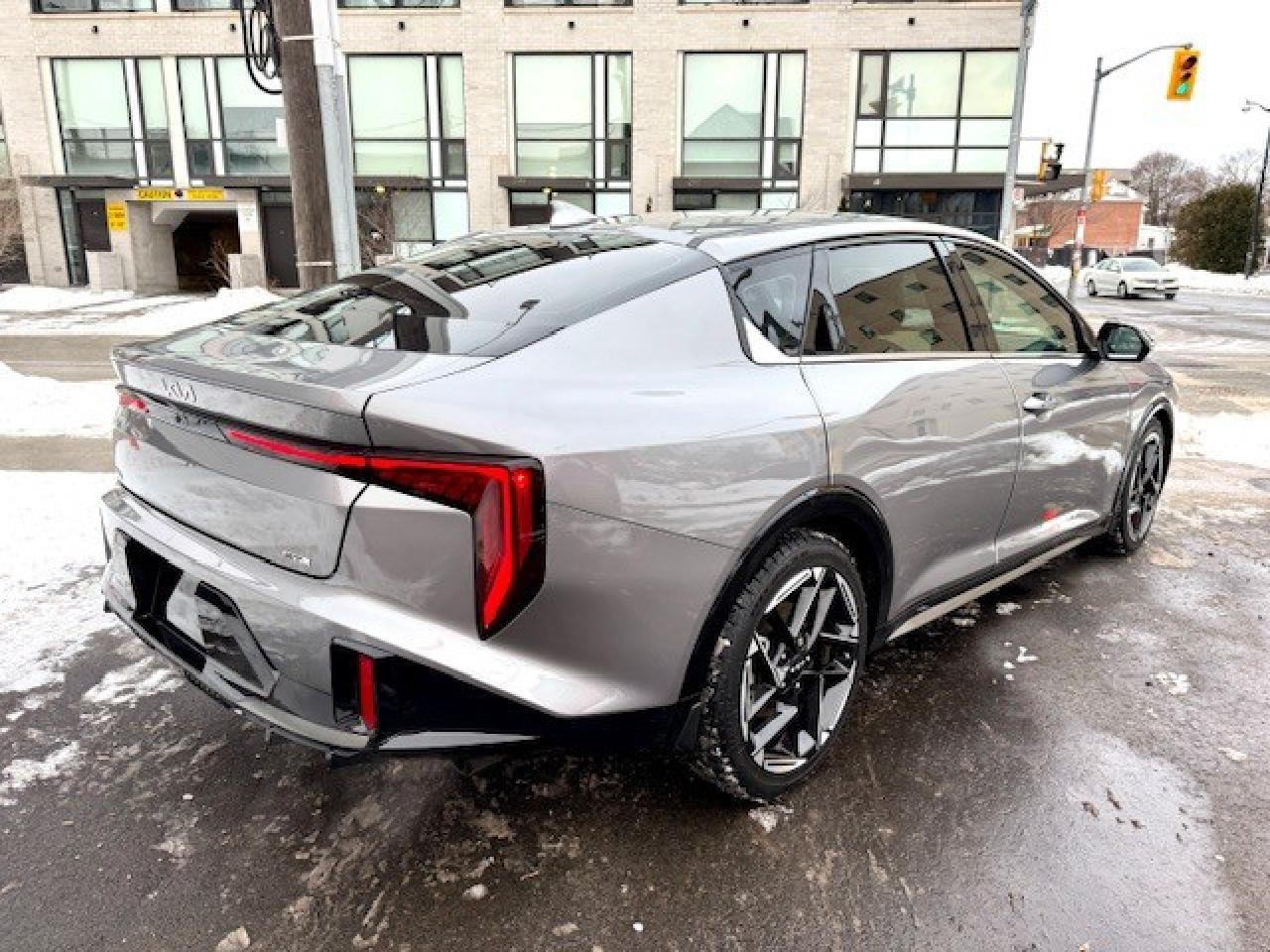 2025 Kia K4 GT-Line Turbo FWD Photo4