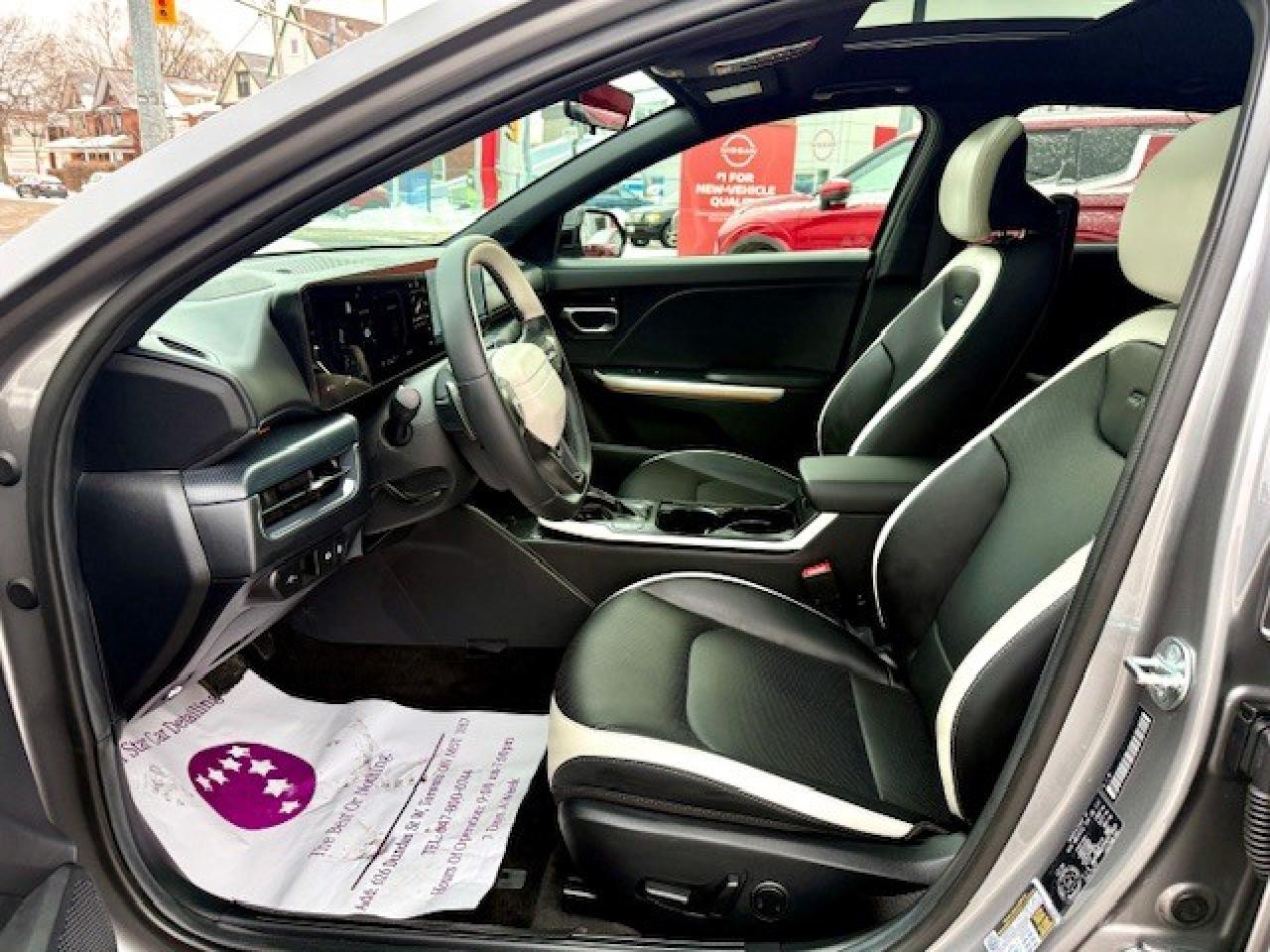 2025 Kia K4 GT-Line Turbo FWD Photo