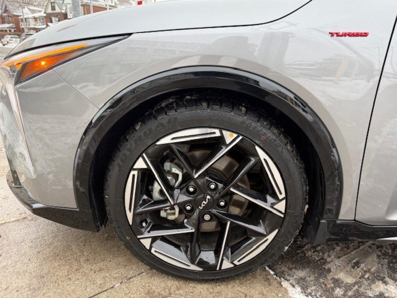 2025 Kia K4 GT-Line Turbo FWD Photo