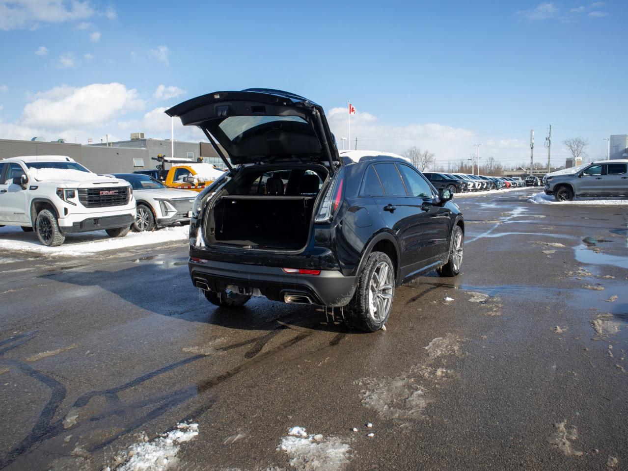 2022 Cadillac XT4 AWD Sport- AWD   Premium Sport Interior Photo
