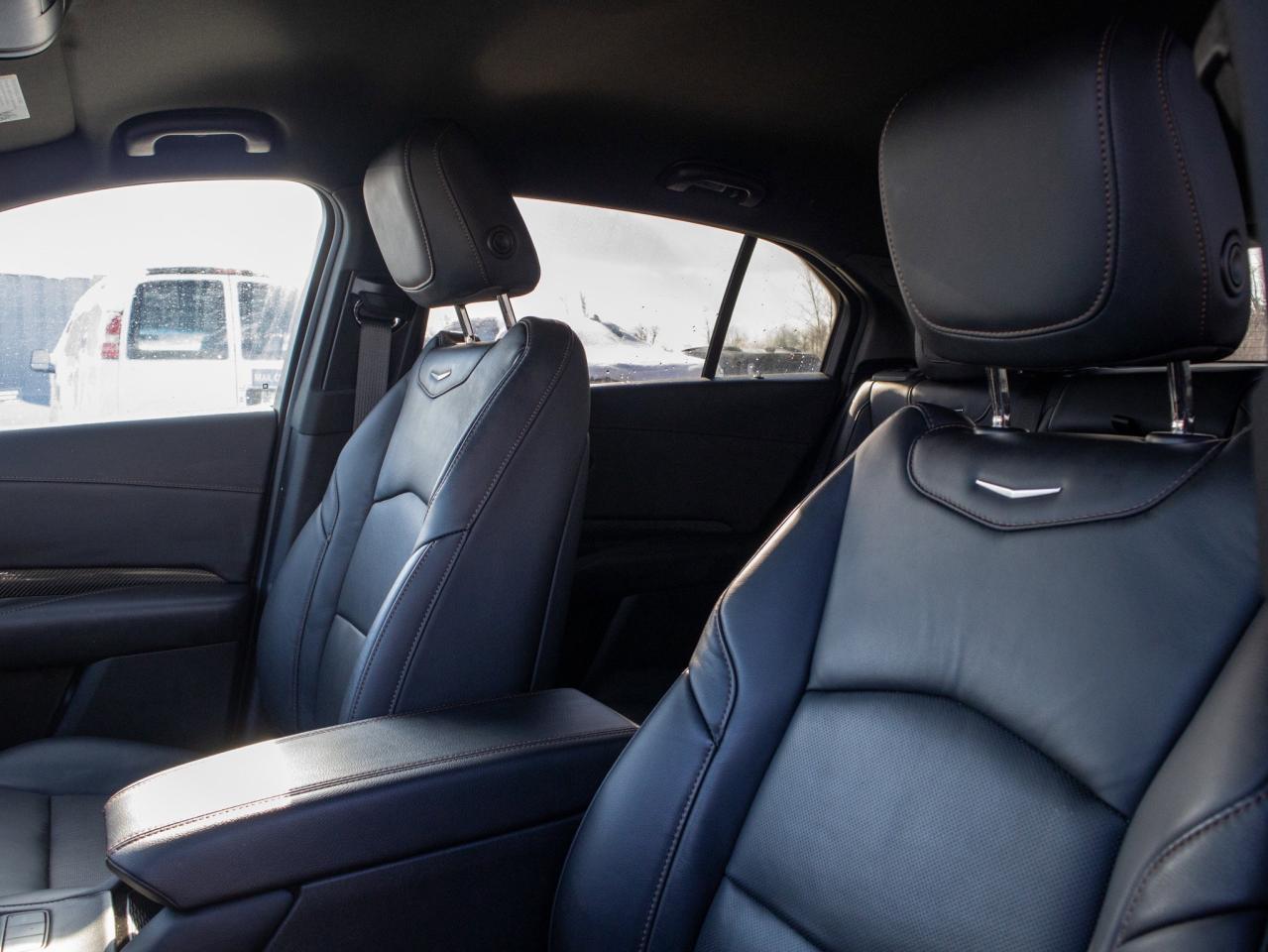 2022 Cadillac XT4 AWD Sport- AWD   Premium Sport Interior Photo