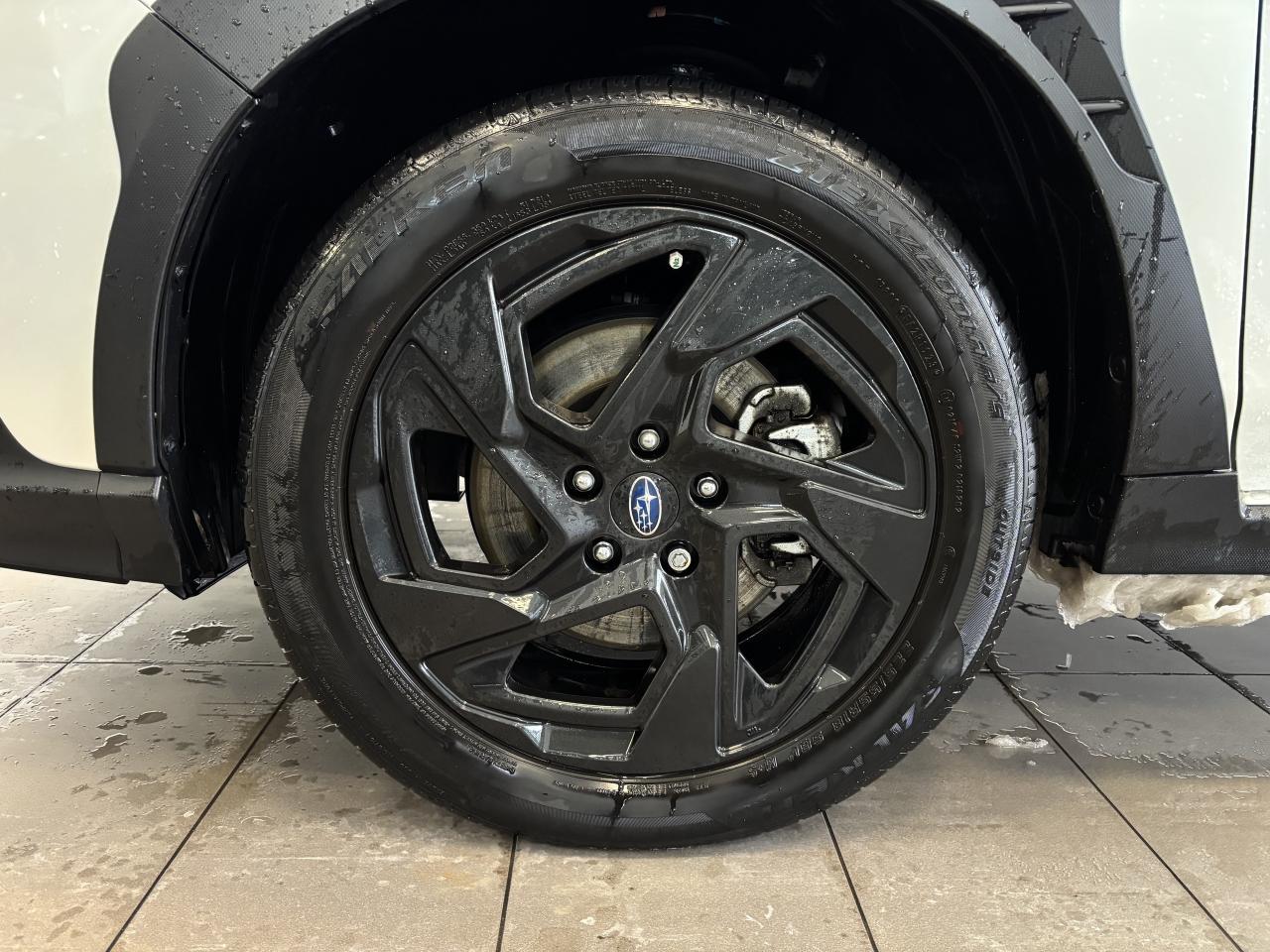 2024 Subaru Crosstrek ONYX   1 OWNER   CLEAN CARFAX   SUNROOF   CARPLAY! Photo