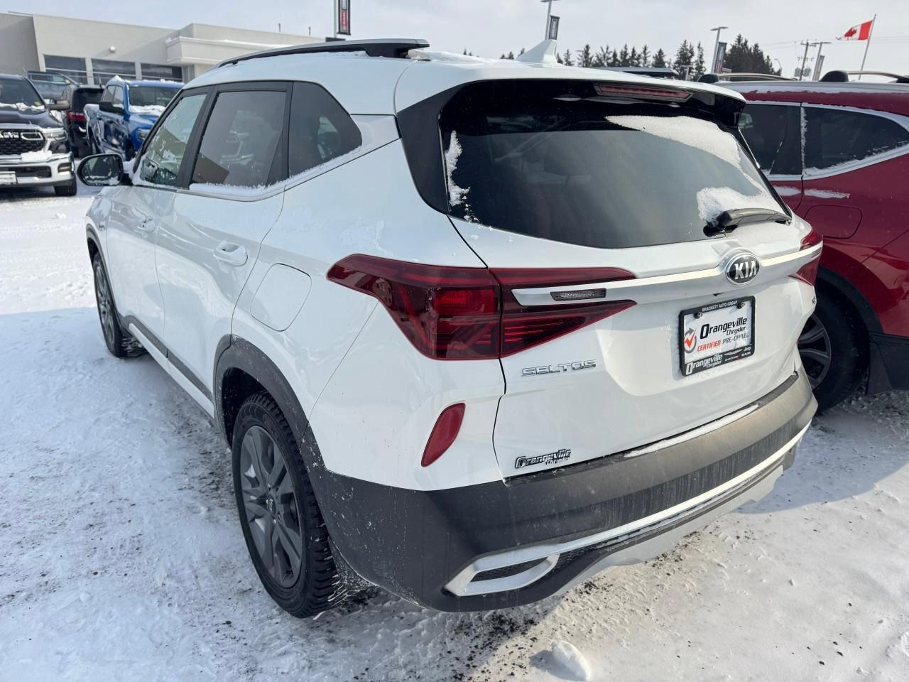 2021 Kia Seltos SEX, 2.0 L 4-CYLINDER, AWD, ALLOYS, SUNROOF, LEATH Photo