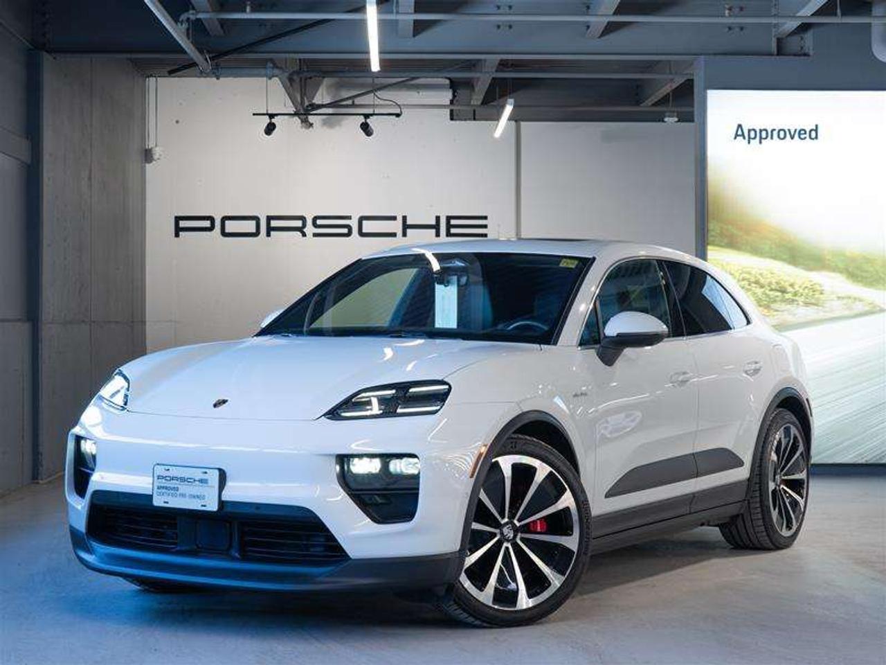 2025 Porsche Macan Electric 4S AWD Photo