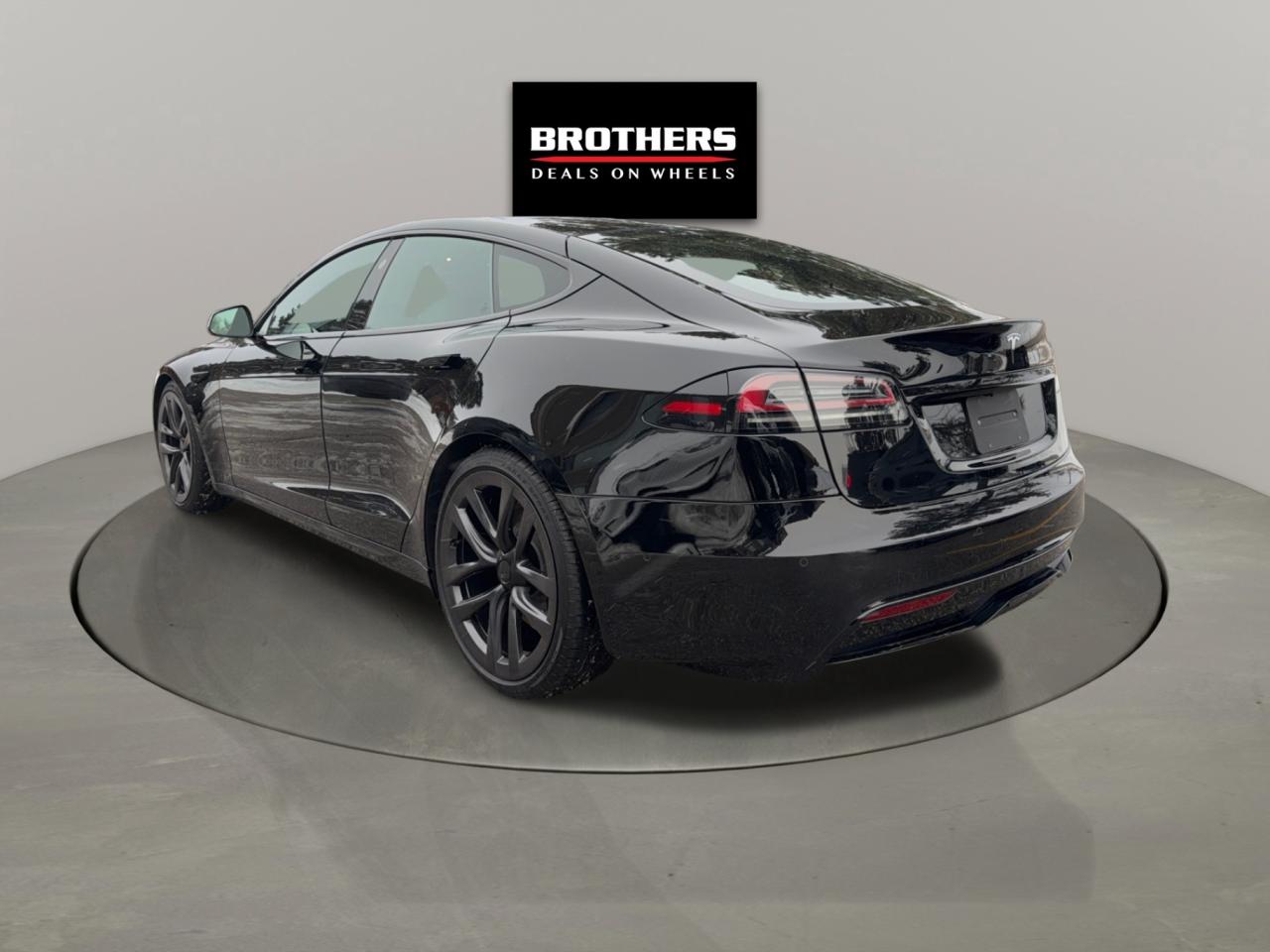 2023 Tesla Model S AWD Photo