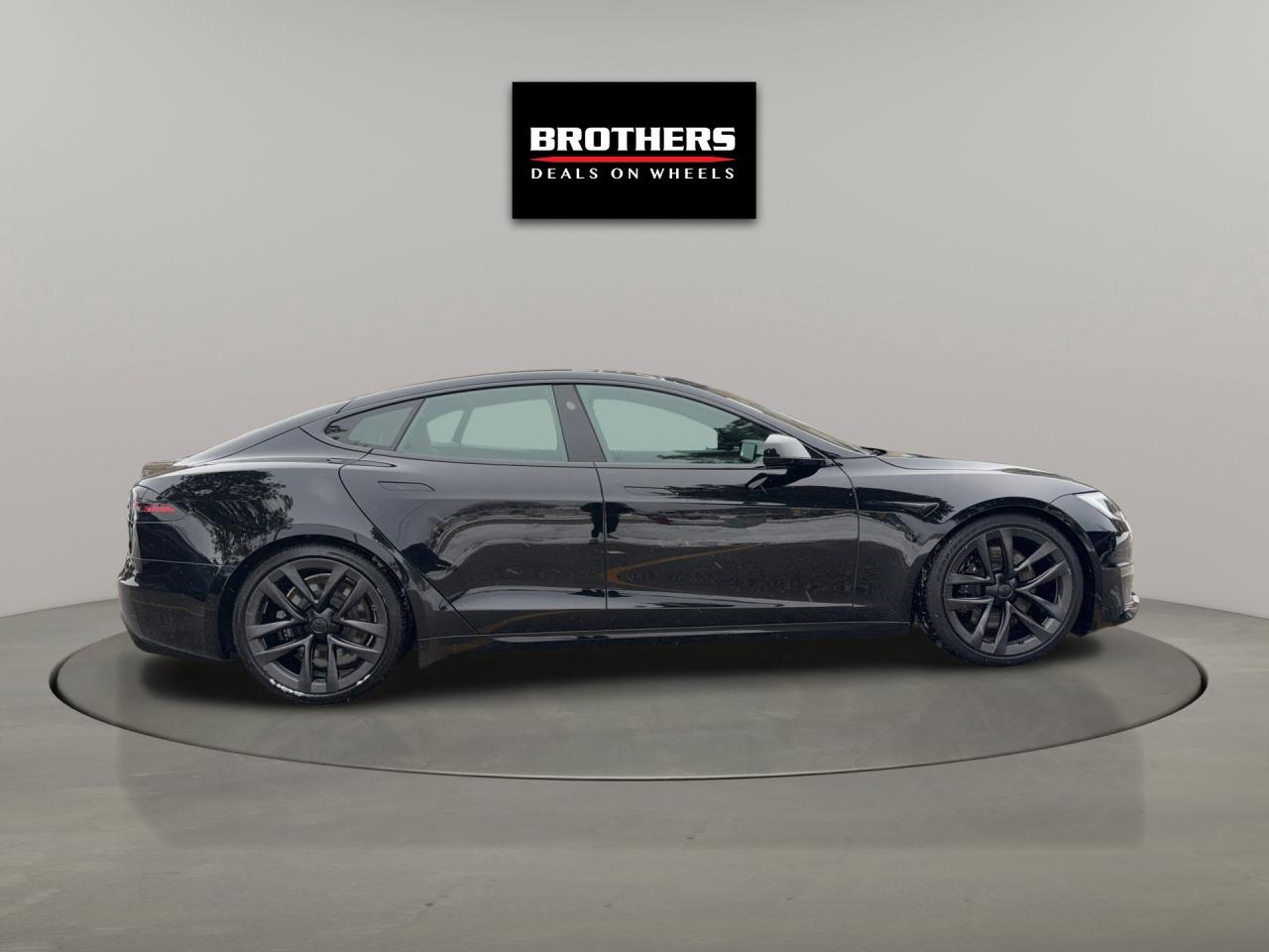 2023 Tesla Model S AWD Photo
