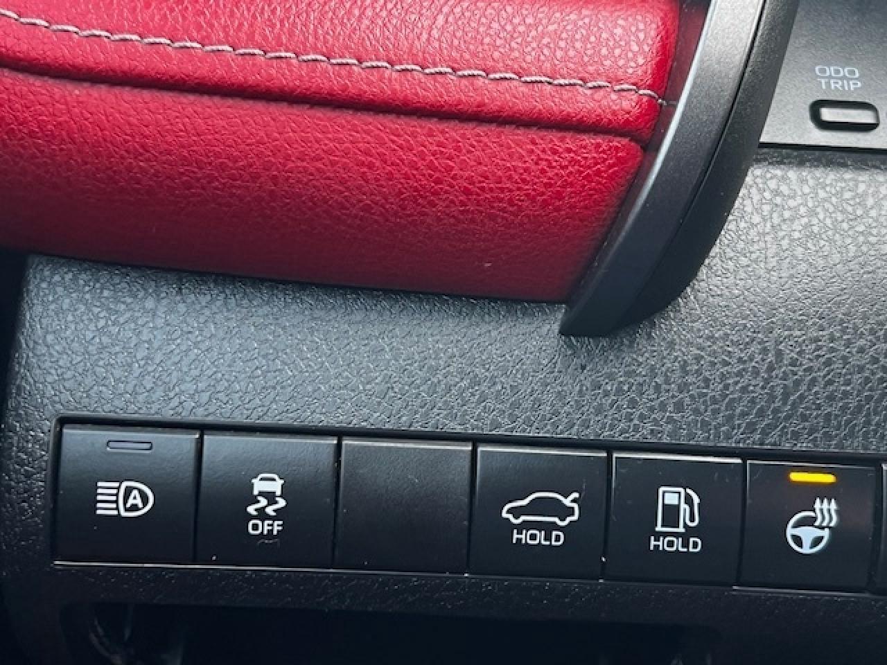 2021 Toyota Camry Hybrid XSE Auto Photo