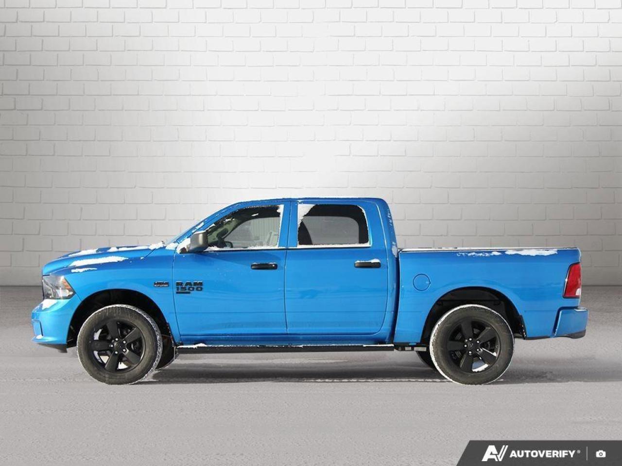 2023 RAM 1500 Classic ExpressCLASSIC EXPRESS, 5.7L HEMI V8, ALLOYS, CLOT Photo2