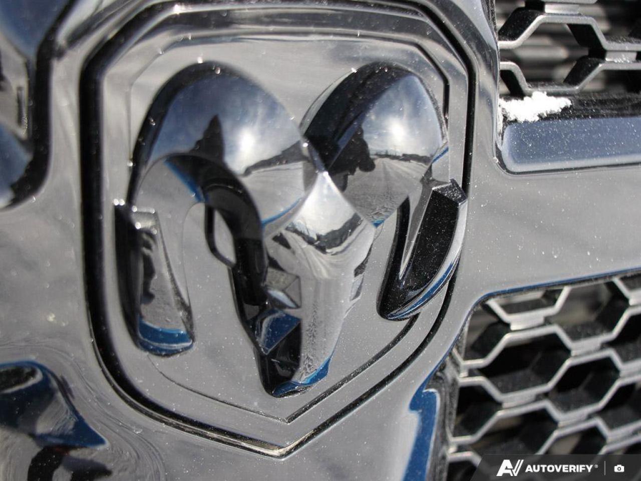 2023 RAM 1500 Classic ExpressCLASSIC EXPRESS, 5.7L HEMI V8, ALLOYS, CLOT Photo