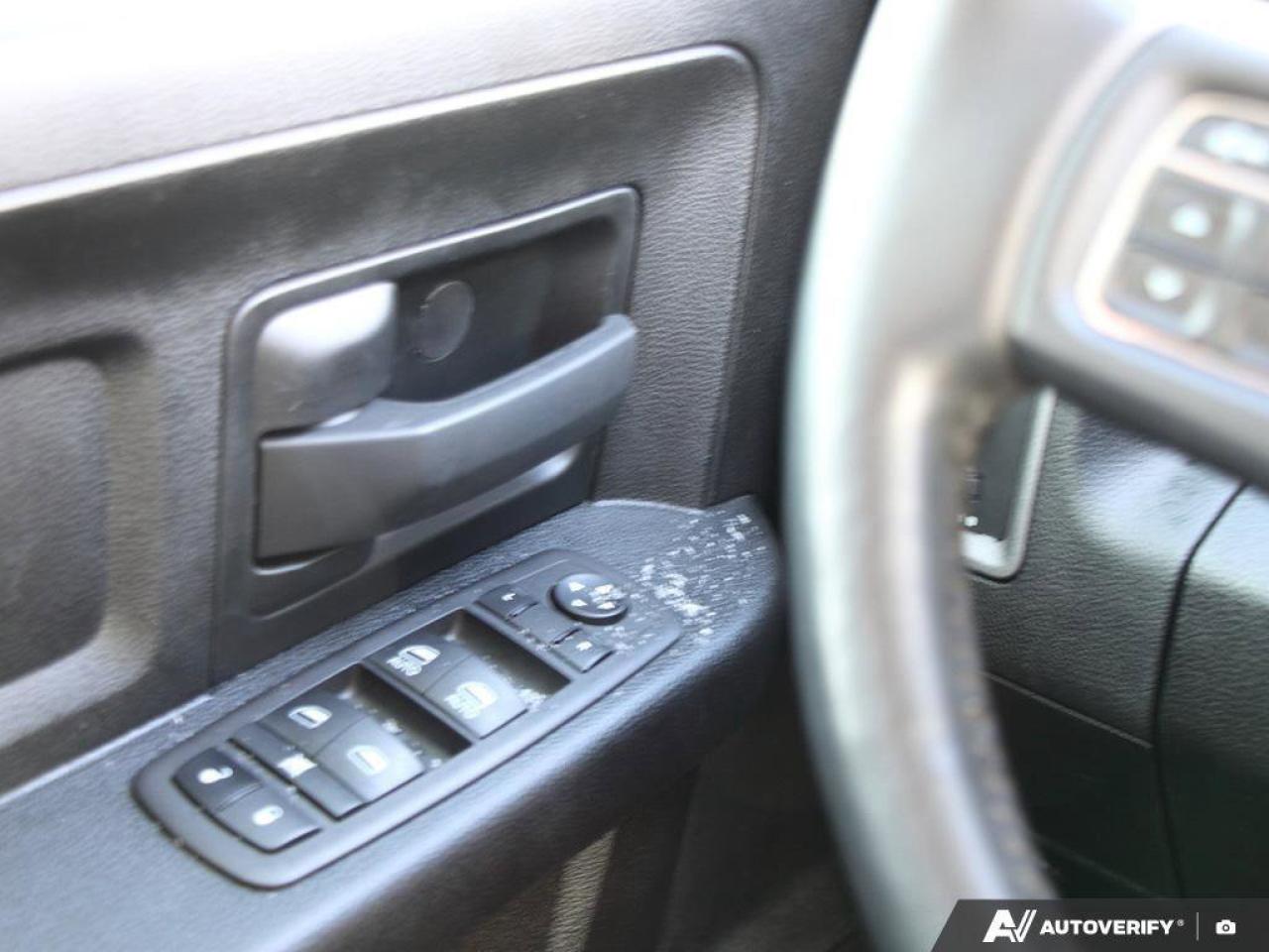 2023 RAM 1500 Classic ExpressCLASSIC EXPRESS, 5.7L HEMI V8, ALLOYS, CLOT Photo