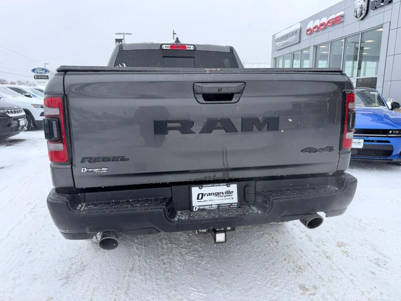 2022 RAM 1500 RebelREBEL, 5.7L HEMI V8, 4X4, CREW, ALLOYS, 1-OWN Photo