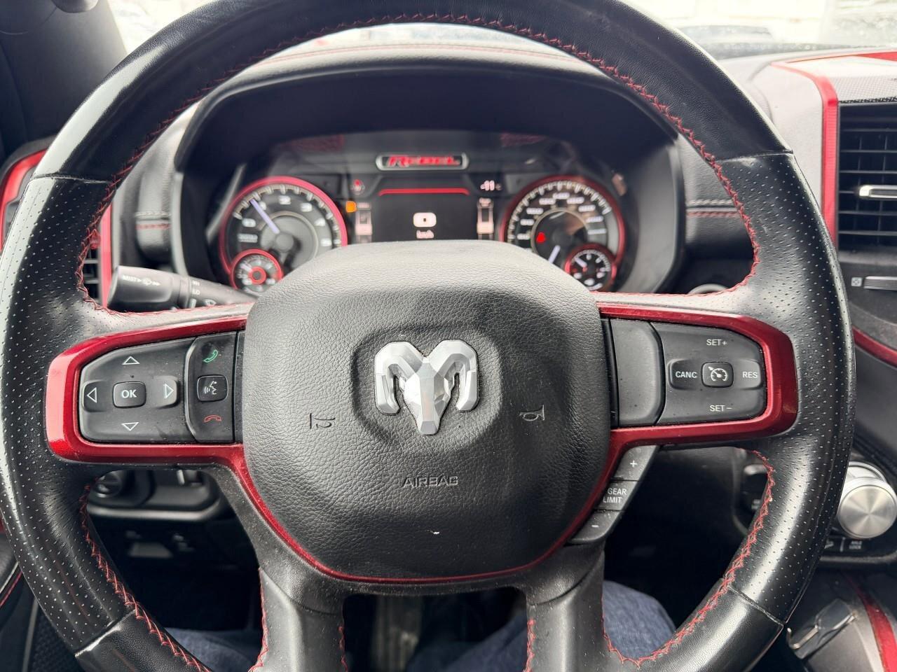 2022 RAM 1500 RebelREBEL, 5.7L HEMI V8, 4X4, CREW, ALLOYS, 1-OWN Photo