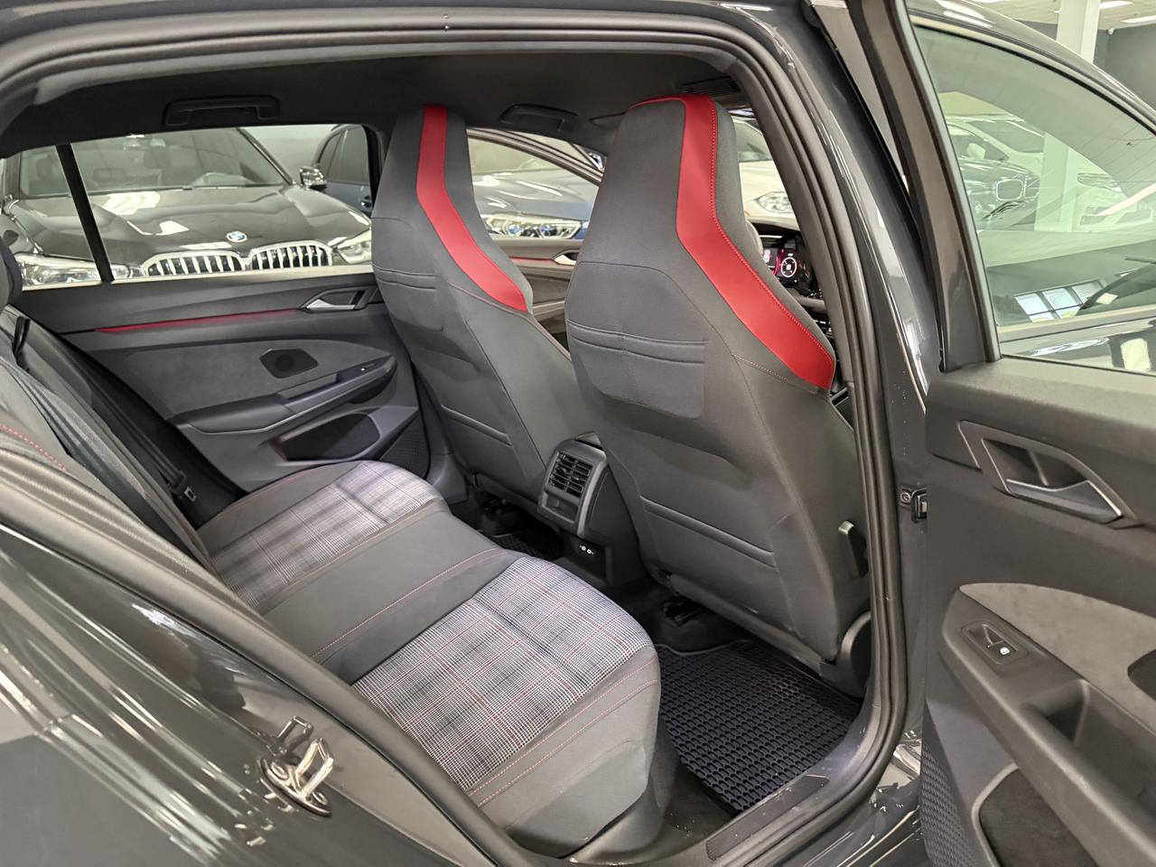 2023 Volkswagen Golf GTI 40th Anniversary Auto Photo