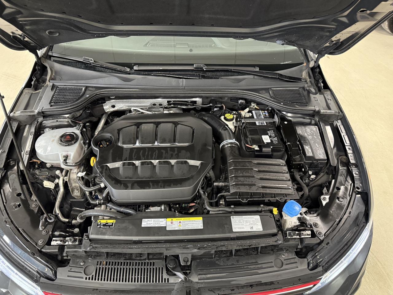 2023 Volkswagen Golf GTI 40th Anniversary Auto Photo