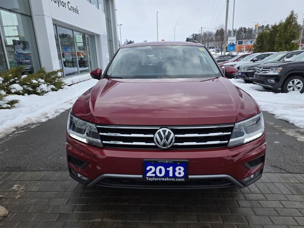 2018 Volkswagen Tiguan Trendline 2.0T 8sp at w/Tip 4M W/Winter tire pkg Photo2