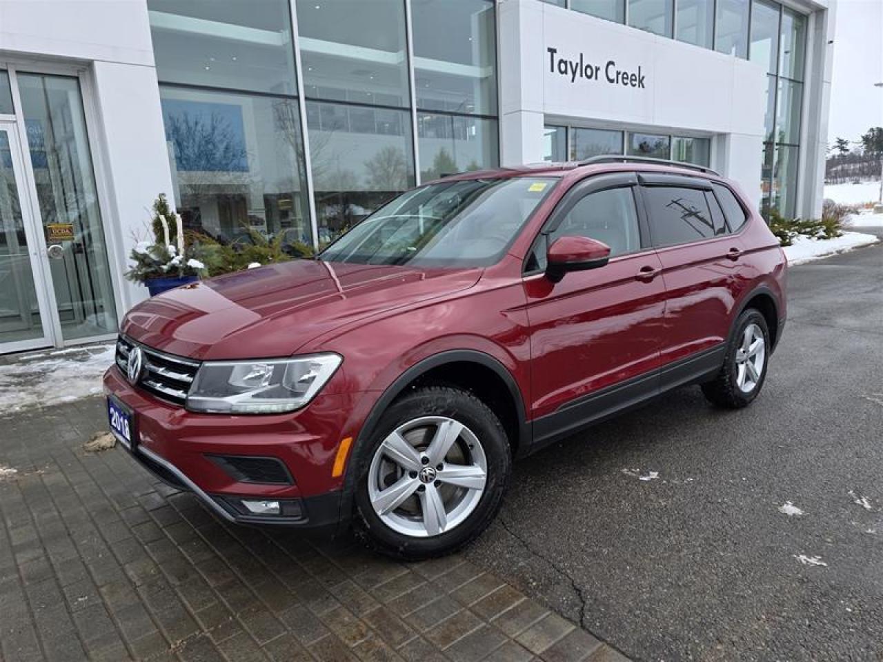 2018 Volkswagen Tiguan Trendline 2.0T 8sp at w/Tip 4M W/Winter tire pkg Photo0