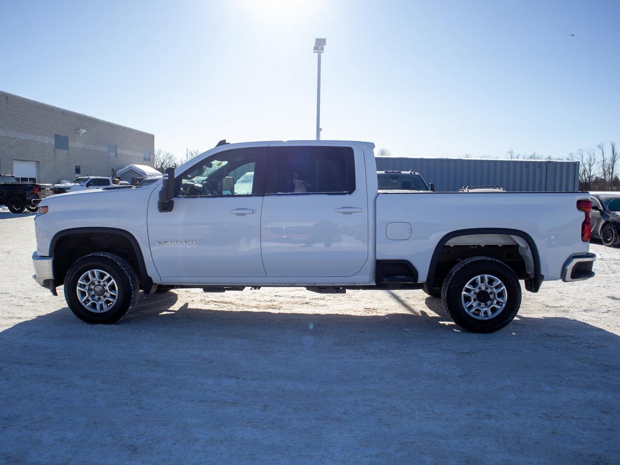 2023 Chevrolet SILVERADO 2500HD LT- 6.6L V8    Integrated Trailer Brake Controller Photo4