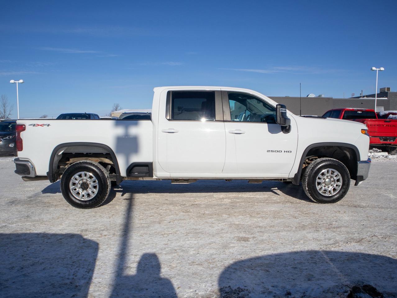 2023 Chevrolet SILVERADO 2500HD LT- 6.6L V8    Integrated Trailer Brake Controller Photo