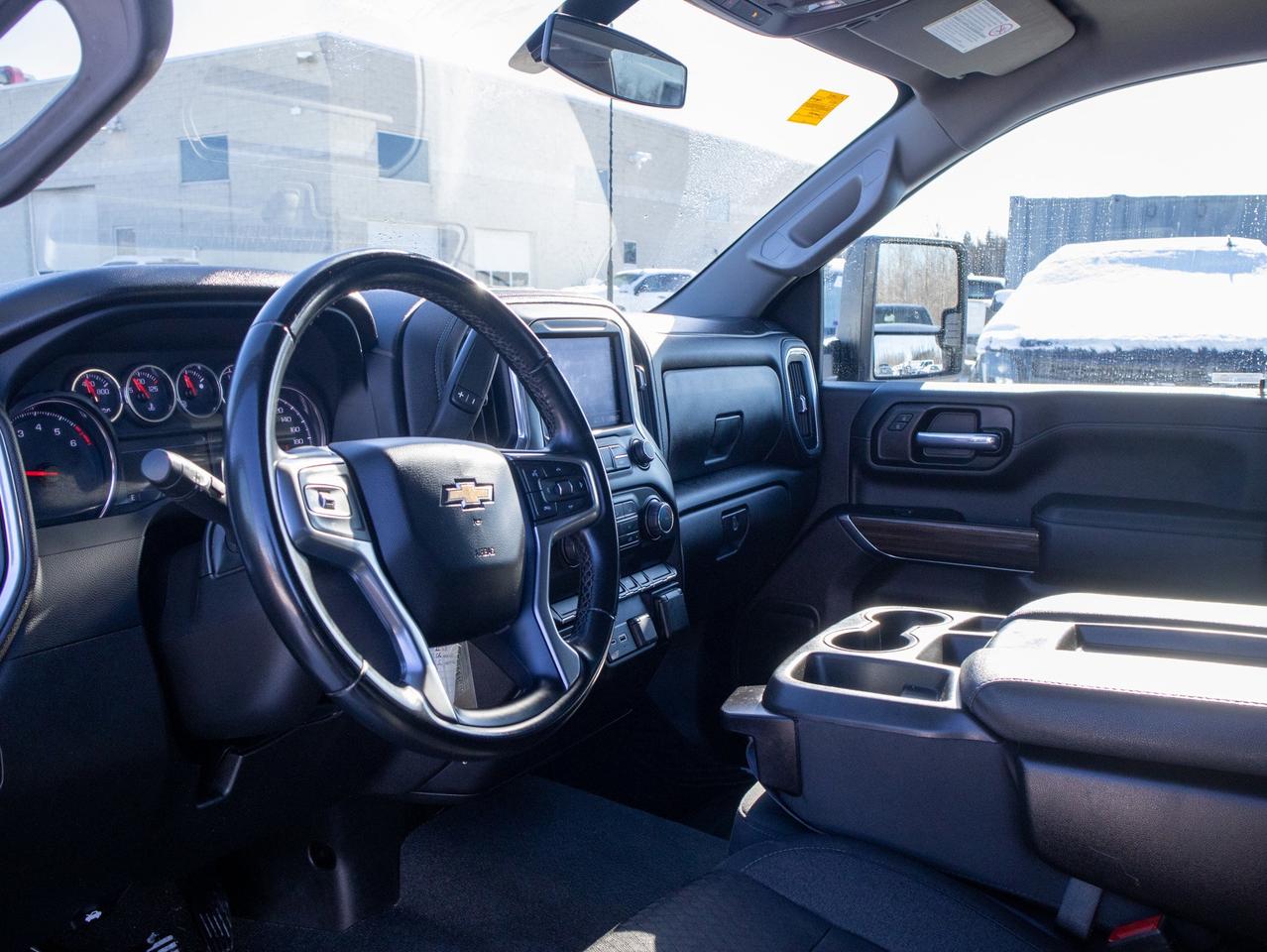 2023 Chevrolet SILVERADO 2500HD LT- 6.6L V8    Integrated Trailer Brake Controller Photo