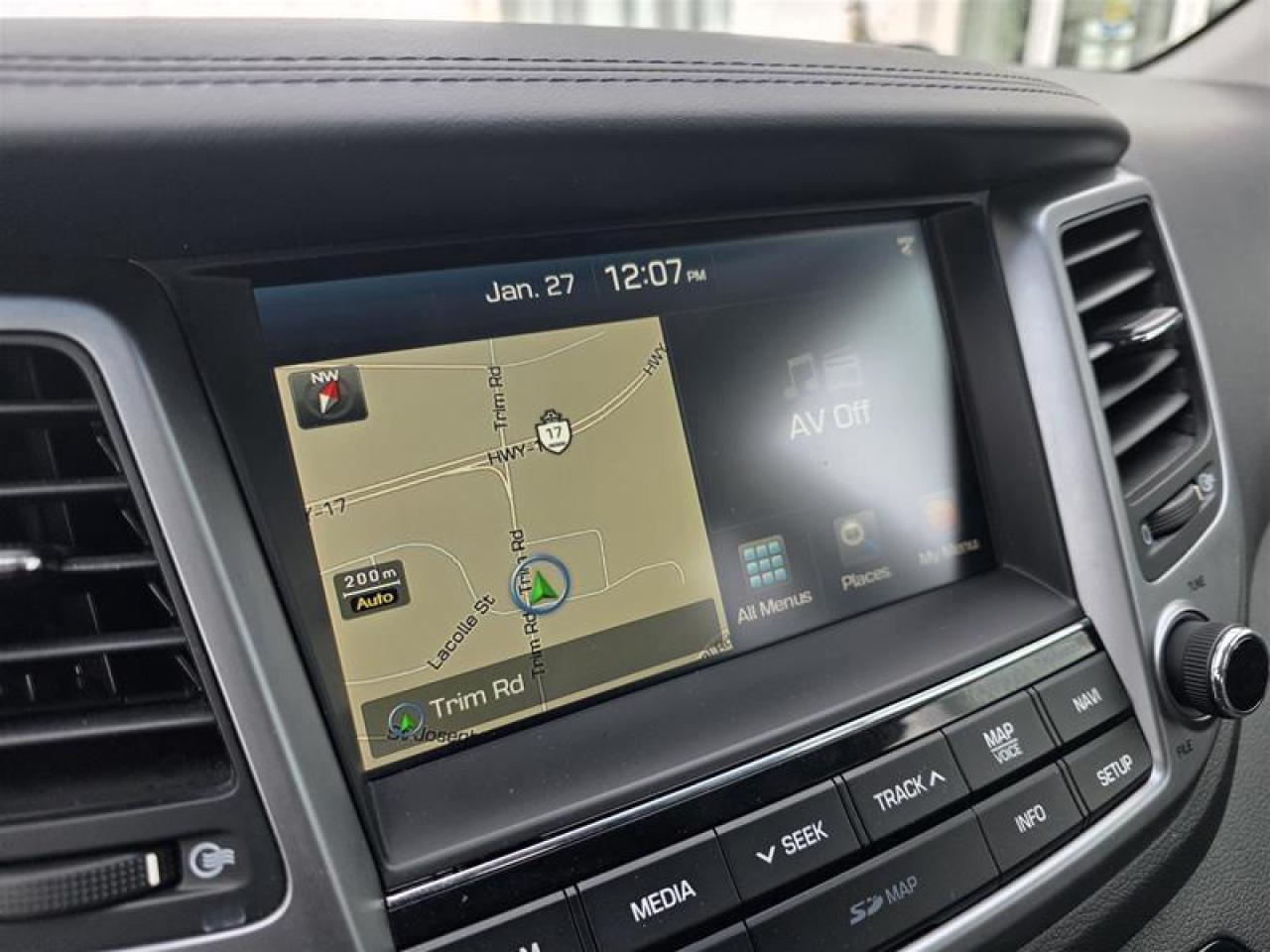 2017 Hyundai Tucson AWD 1.6T Limited W/Winter wheel pkg Photo