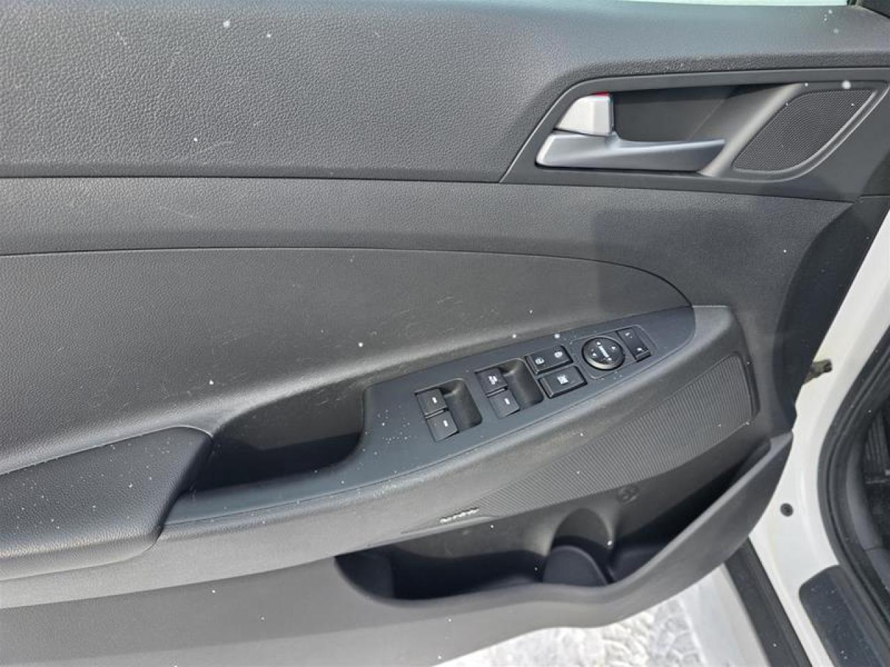 2017 Hyundai Tucson AWD 1.6T Limited W/Winter wheel pkg Photo