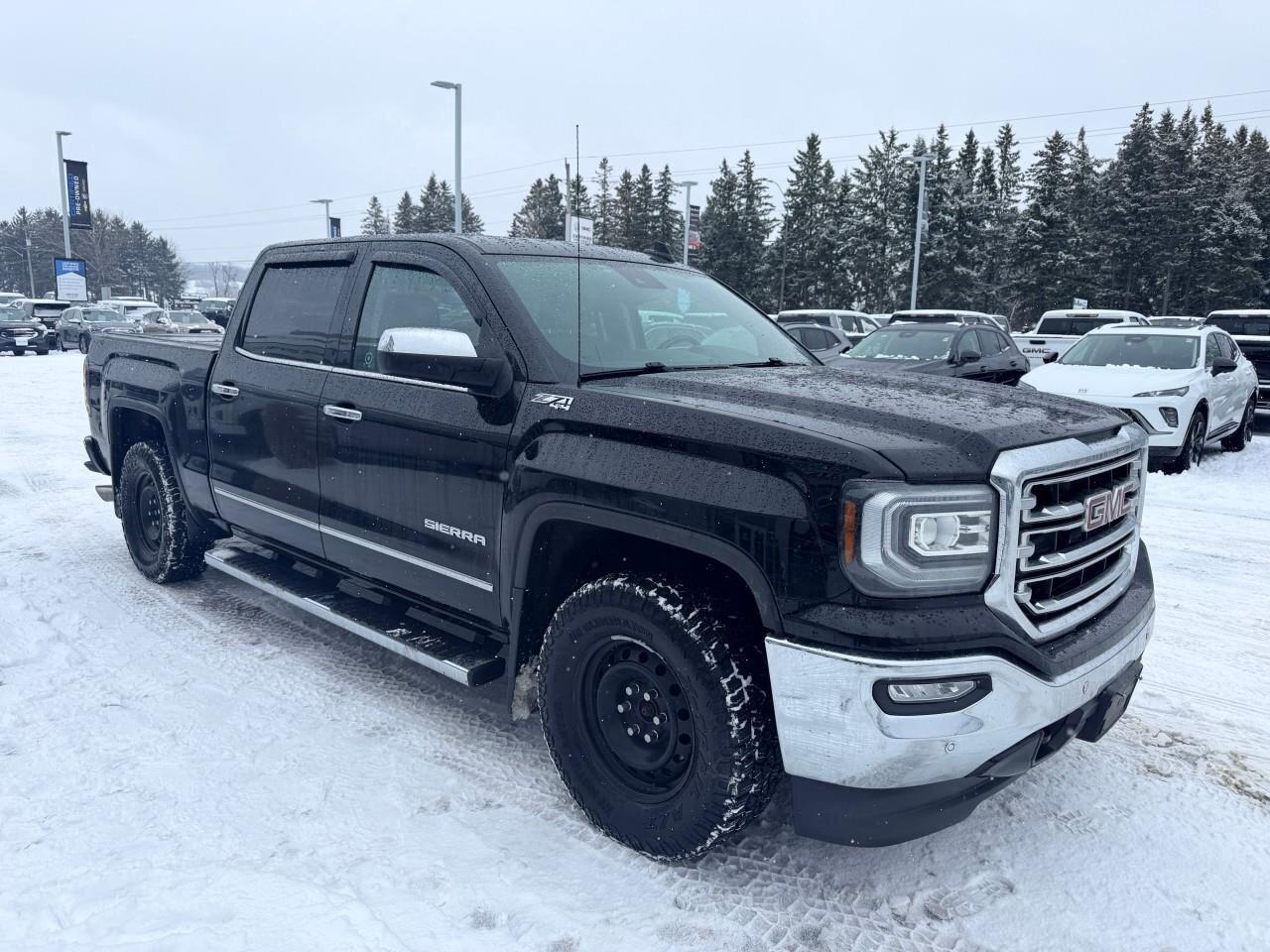 2018 GMC Sierra 1500 SLTSLT, 5.3L V8, 4X4, ALLOYS, LEATHER, BOSE, CERTF Photo